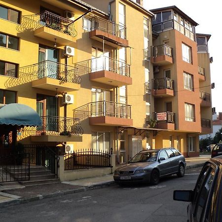 Meni Apartments And Guest Rooms Sozopol Room photo